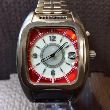 Nixon 손목시계
