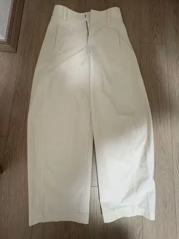 UNIQLO 저지 배럴 레그 팬츠 XS 사이즈 화이트