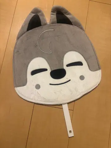 방찬 부채 커버, 부채