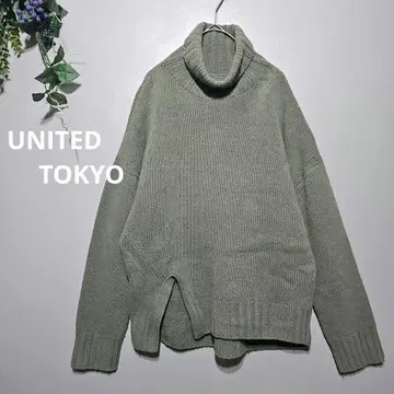 [ UNITED TOKYO ] M 슬릿 하이넥 울 스웨터 사이즈 1
