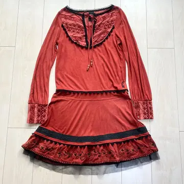 OZZ ONESTE 오즈 오네스트 오즈 온 레이스 원피스 Y2K