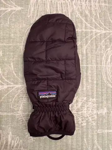 patagonia 블랙 미튼 왼손만