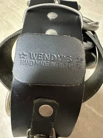 웬디스 오브 런던 시드 벨트