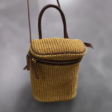 mica della valle 바스켓백 숄더백