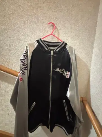 바디 버드 베티 부프 스카잔 콜라보