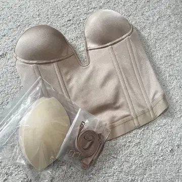 새상품급 세모아 브라이덜 이너 라  뷔스티에 C70