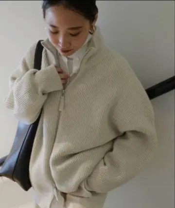 APSTUDIO Zip knit Blouson 베이지
