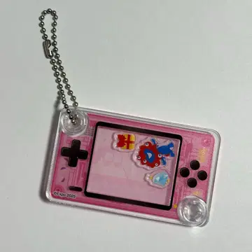 미야쿠미야쿠 바스락 게임기풍 키링 핑크