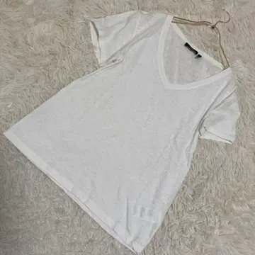 theory V넥 T셔츠 화이트 S 심플 돌려입기 캐주얼