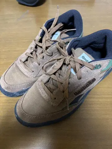 리복 CLUB C MID II REVENGE 26.5cm