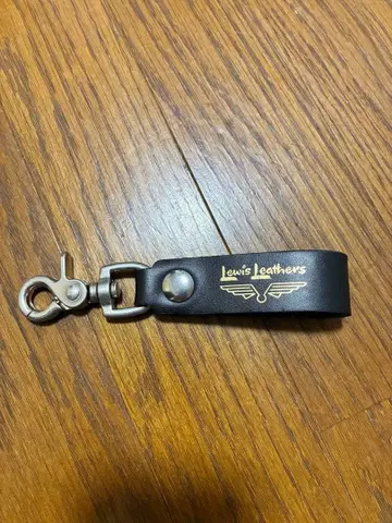 Lewis Leathers 키링 블랙