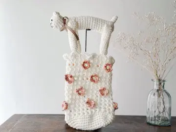 아기 양 핸들이 달린 아미구루미 백