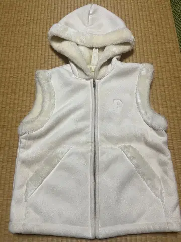 PINK HOUSE 후드 부착 베스트 화이트