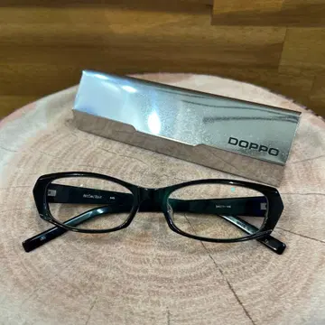 검은색 테두리 패션 안경 메탈 케이스 포함