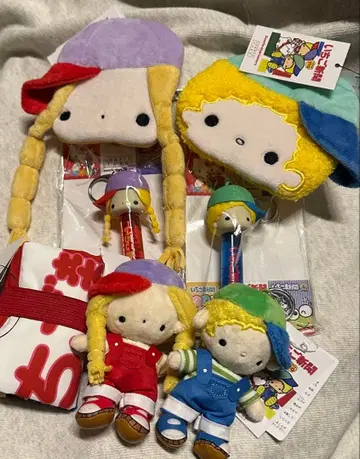 산리오 딸기신문 LOWRYSFARM 패티&지미 7종