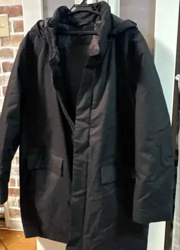 UNIQLO 블랙 하이브리드 다운 코트 XL