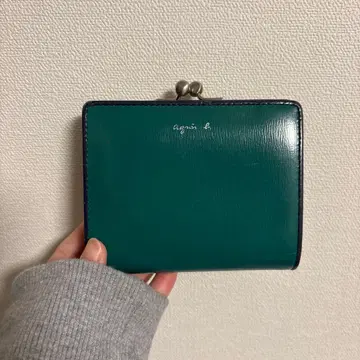 agnis b. 에메랄드 그린 접이식 지갑