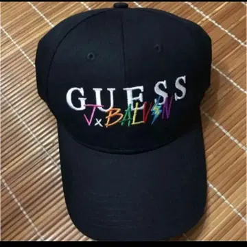 GUESS J x BALVIN 콜라보 캡