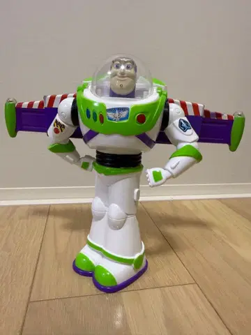 [ 상하이 디즈니 구매품 ] 토이스토리 버즈 라이트이어 빛나는 날개