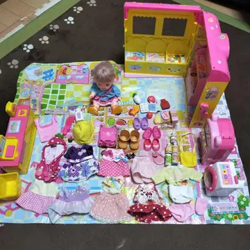 멜짱 인형과 소꿉놀이 세트