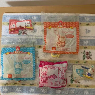 키티 맥 콜라보