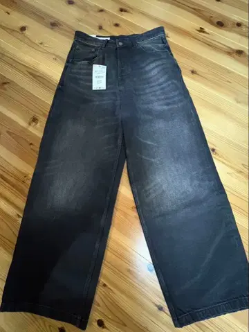 택 포함 새상품 ZARA EXTRA BAGGY DENIM