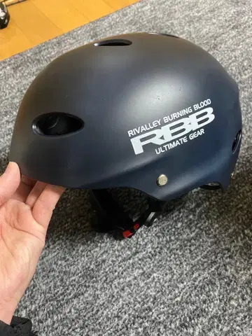 RBB 헬멧