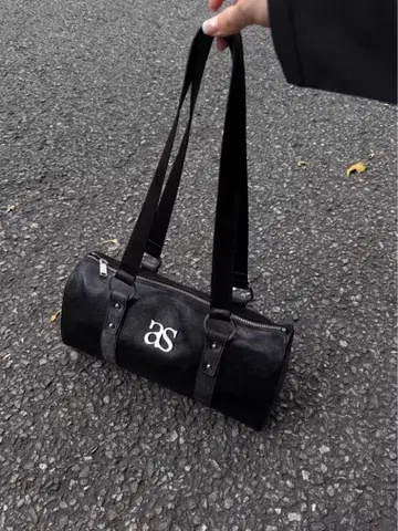 as on 블랙 숄더백