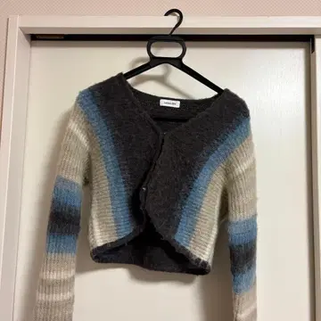 LAGUA GEM 크롭 가디건 긴팔