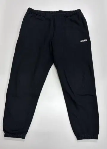 700fill 스웨트 팬츠 블랙