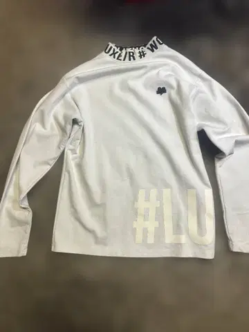 LUXE/R 화이트 긴팔 M