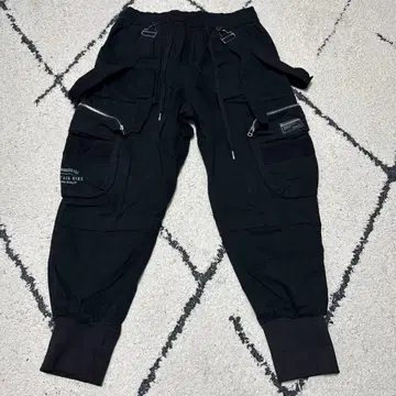 MOUNTAIN BIKE 블랙 카고 팬츠