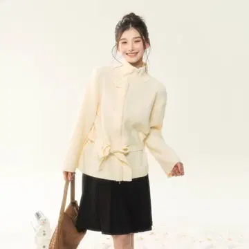 겨울에도 귀여운 아우터, 모임 데이트에 최적