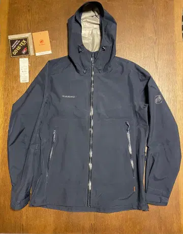 MAMMUT GORE-TEX 네이비 마운틴 후드티