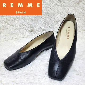 새상품급 레메 REMME 플랫 펌프스 브이컷 스퀘어토 24