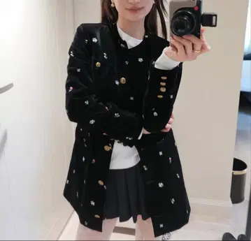 Bibiy 자수 블랙 자켓