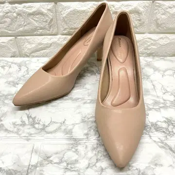 베이지 스틸레토 하이힐
