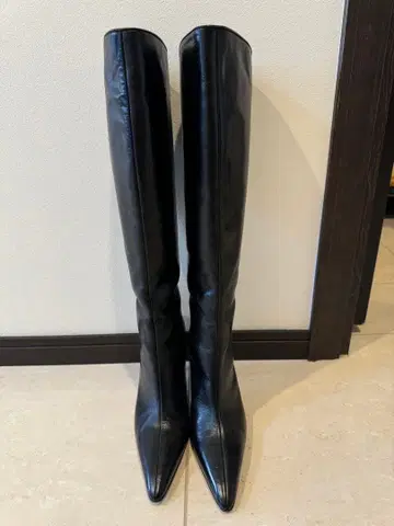 미사용 마놀로 블라닉 부츠 37.5