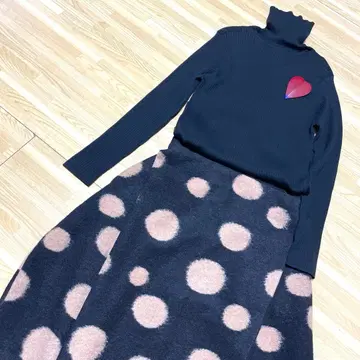 새상품급 캐시미어 혼방 터틀넥 스웨터 L 사이즈