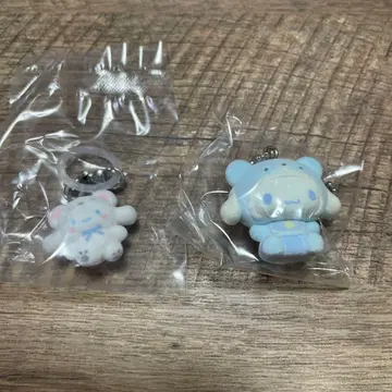 시나모롤 폭신폭신 스노우 시크릿 오너먼트 돈키 한정판