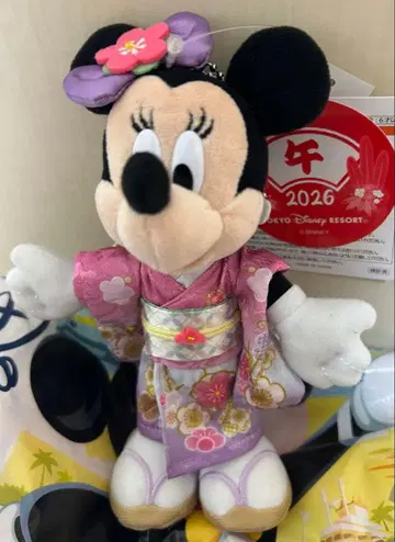 미니 마우스 인형 배지 설날