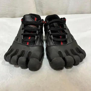 5개 손가락 신발 globe 24cm 외반모지 예방 땀 증발 경감 블랙