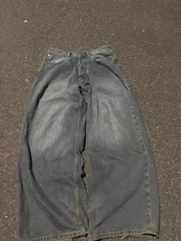 ZARA 엑스트라 배기 바카토 스케이터 레어