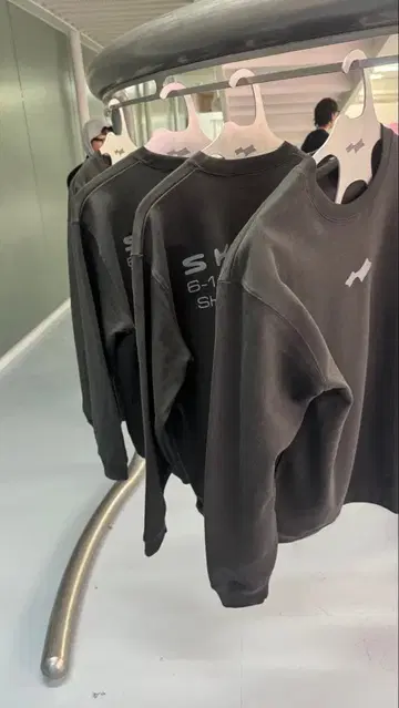 SKYLRK 크루넥 L 사이즈 트레이닝복