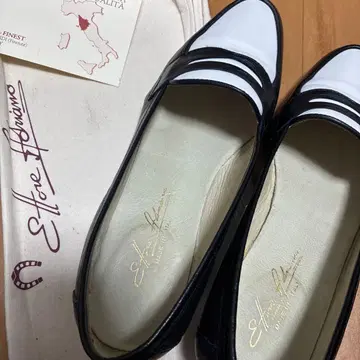 가죽 로퍼 블랙 화이트