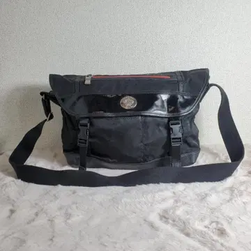 오로비안코 숄더백