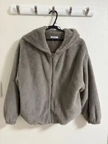 포근포근 플리스 자켓 / 아우터 (후드 부착)