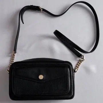 마이클코어스 블랙 가죽 숄더백 골드