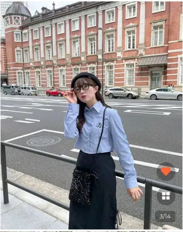 P000JZQY 스트라이프 크롭 셔츠