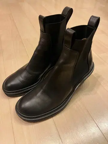 가죽 사이드 고어 부츠 블랙